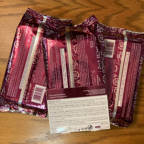 [Lot of 3] NEW Livaura Skincare Cosmetics Retinol Cleansing Wipes 60 Ct - Picture 9 of 14